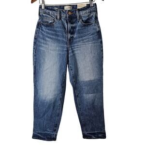 Universal Thread Vintage Straight Jeans Womens Size 2R Medium Wash Denim Retro